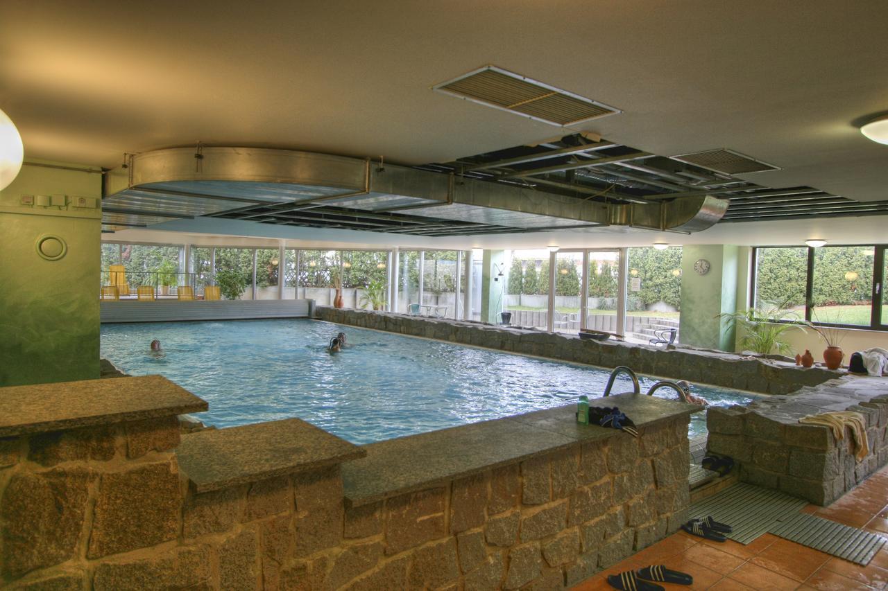 Sport Und Tagungshotel Kenzingen Exterior photo