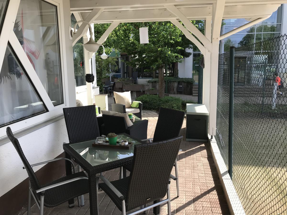 Sport Und Tagungshotel Kenzingen Exterior photo